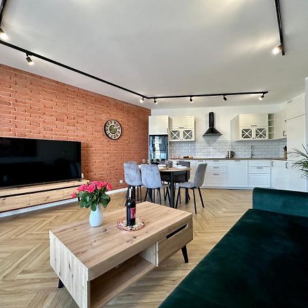 Apartament Ukiel No9 Z Prywatnym Dostepem Do Jeziora I Silownia Olsztyn  Ngoại thất bức ảnh
